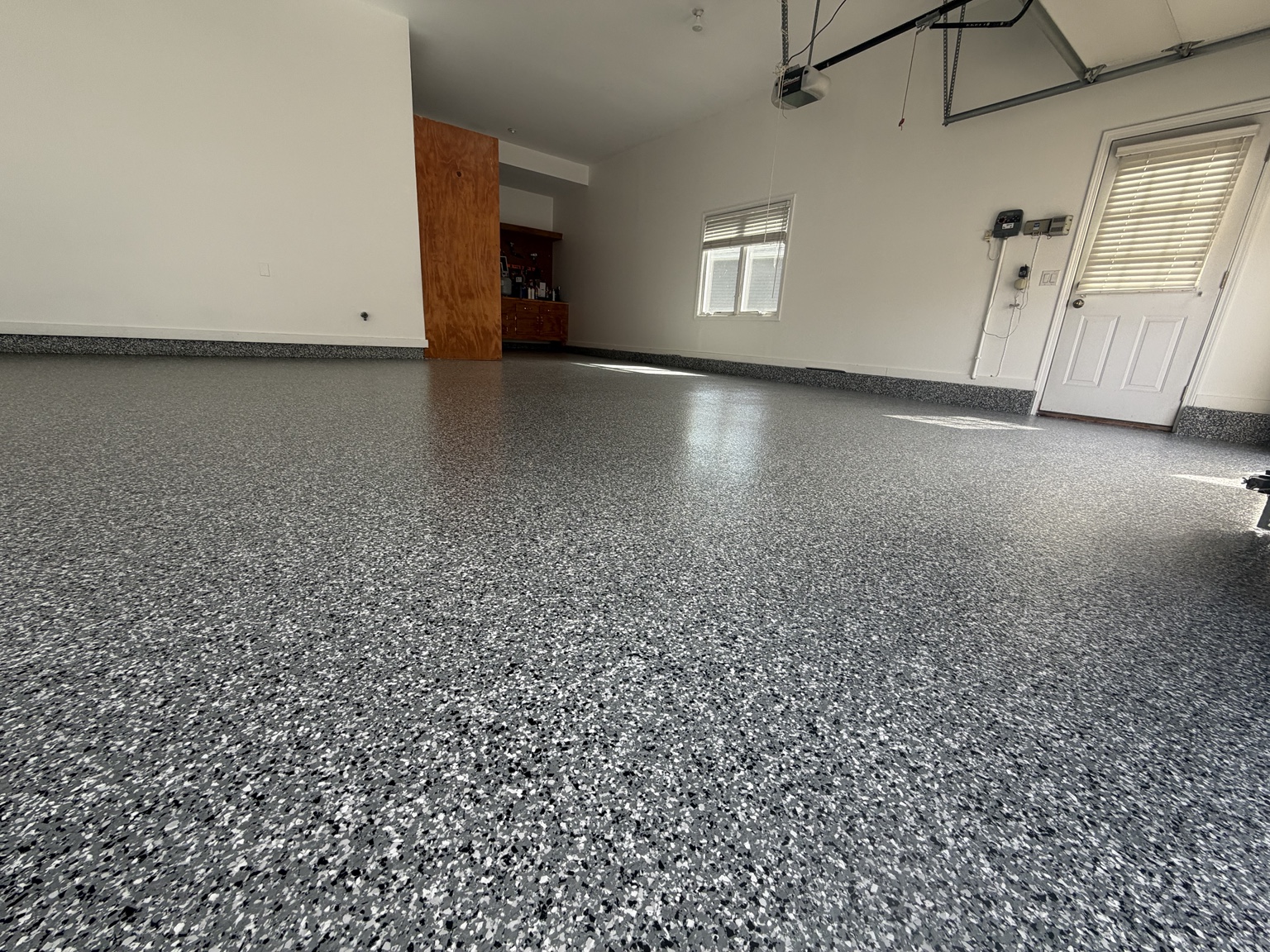 Gray flake epoxy garage floor