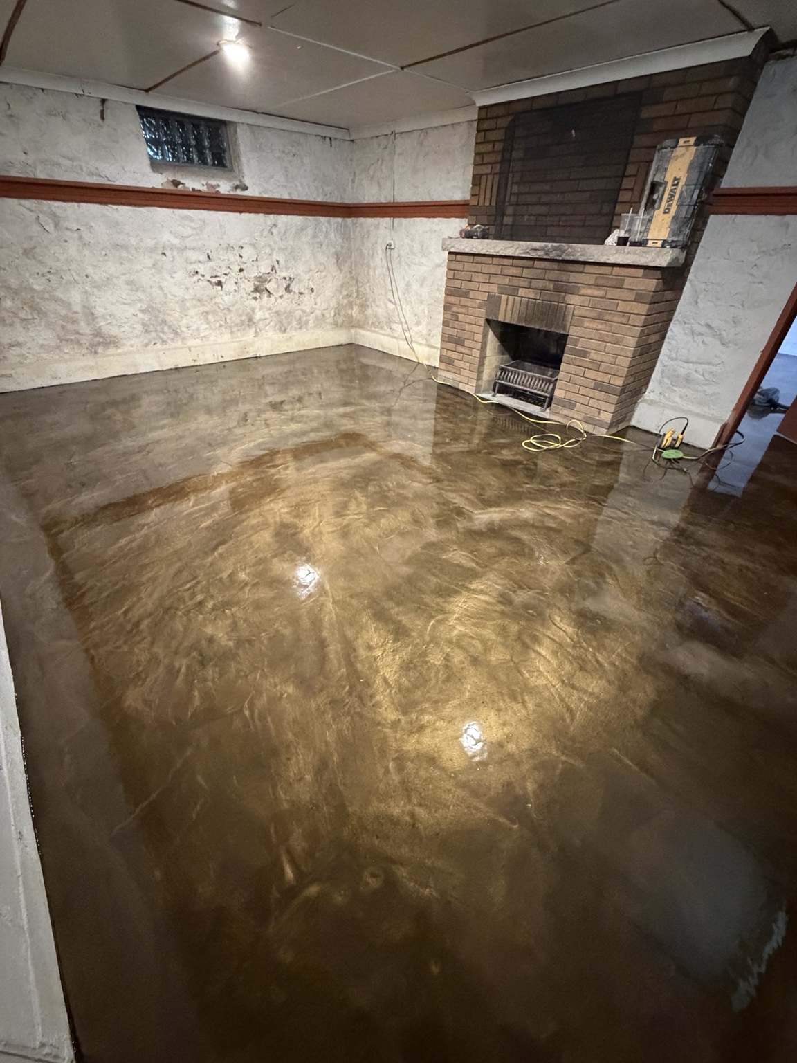 Bronze metallic epoxy basement floor